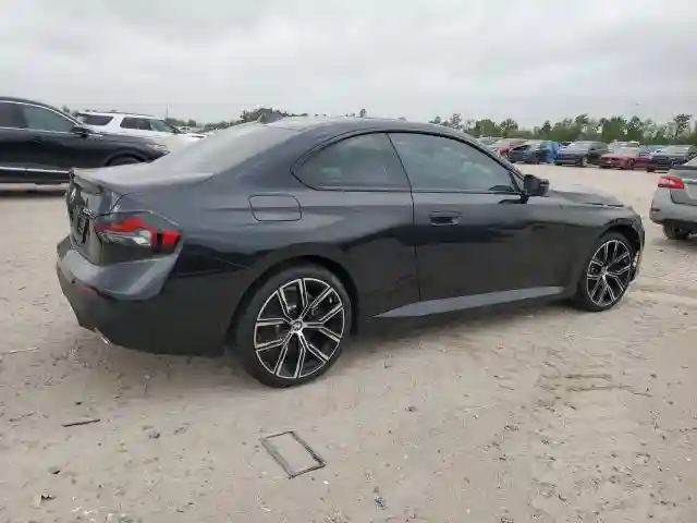 3MW33CM07R8E70767 2024 BMW 2 SERIES-2