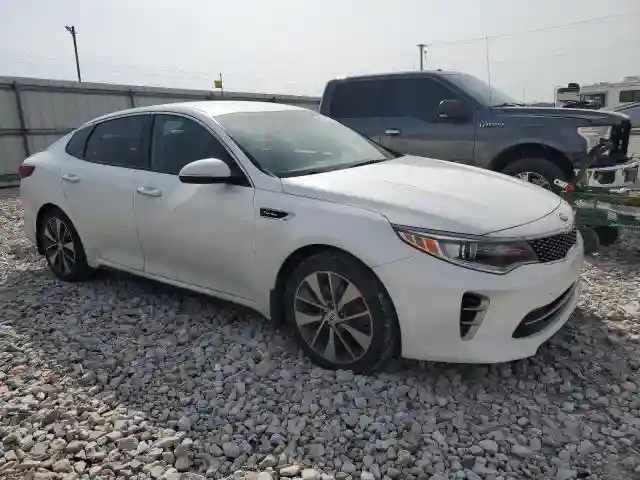 5XXGW4L2XGG048888 2016 KIA OPTIMA-3