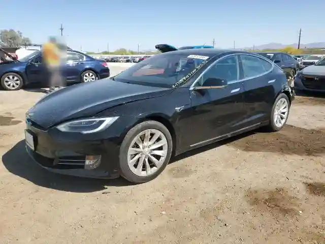 5YJSA1E26JF261707 2018 TESLA MODEL S-0