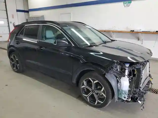 KNDCR3LE8P5107192 2023 KIA NIRO-3