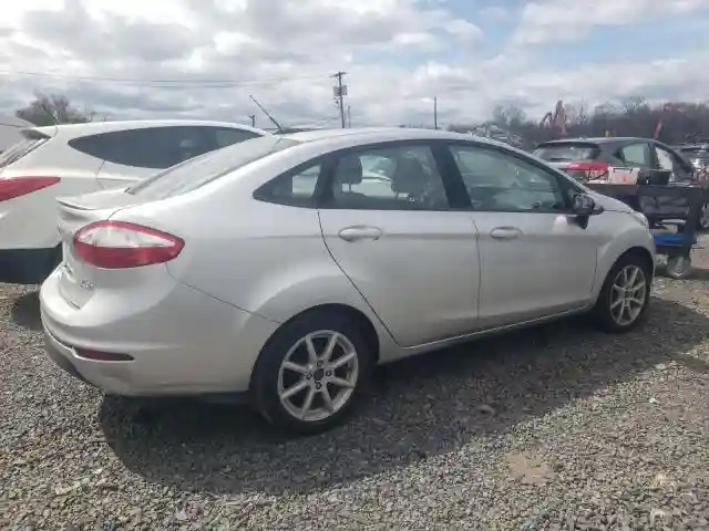 3FADP4BJ2JM138105 2018 FORD FIESTA-2