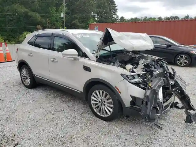 5LMCJ1C9XKUL02149 2019 LINCOLN MKZ-3