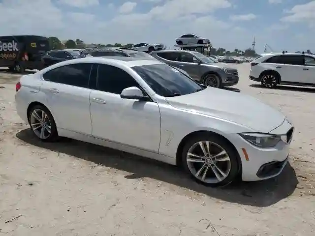 WBA4J1C57JBG77211 2018 BMW 4 SERIES-3