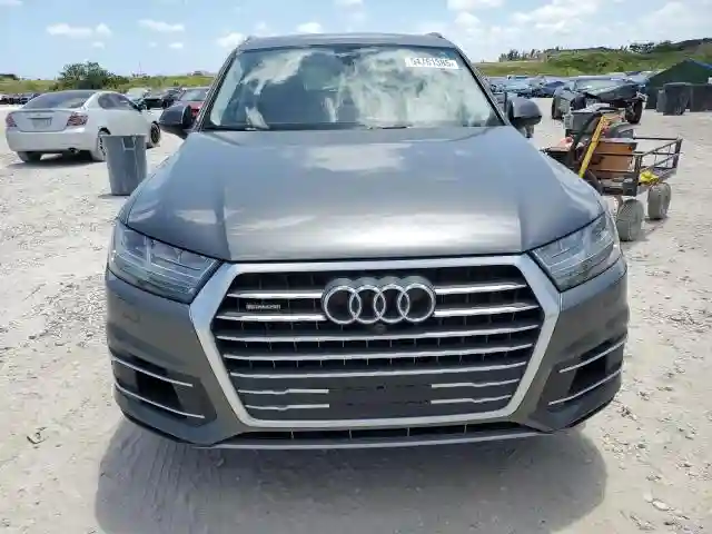WA1LAAF76KD044806 2019 AUDI Q7-4