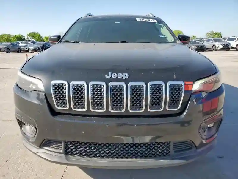 1C4PJMLB0KD273628 2019 JEEP GRAND CHEROKEE-4
