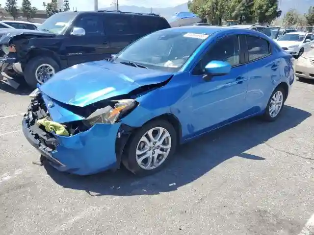 3MYDLBZV6GY141028 2016 TOYOTA SCION-0