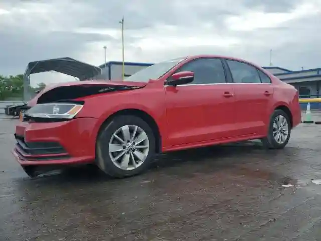 3VWD17AJ8FM321737 2015 VOLKSWAGEN JETTA-0