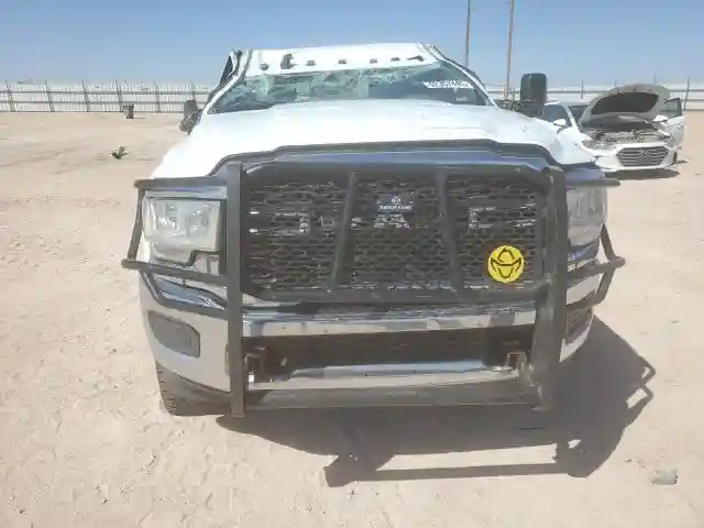 3C63RRGL7MG588818 2021 RAM 3500-4