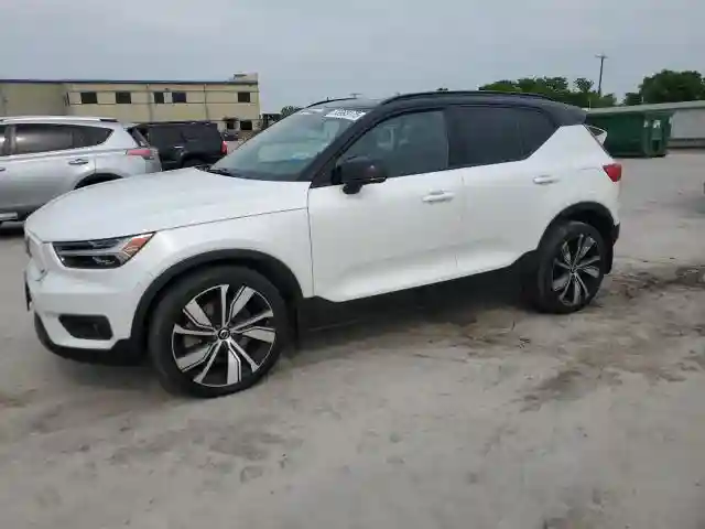 YV4ED3UR8M2611762 2021 VOLVO XC40-0