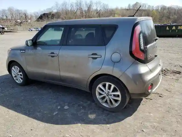 KNDJP3A57J7523472 2018 KIA SOUL-1