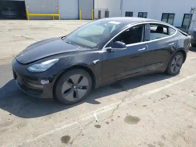 5YJ3E1EA7JF172373 2018 TESLA MODEL 3-0