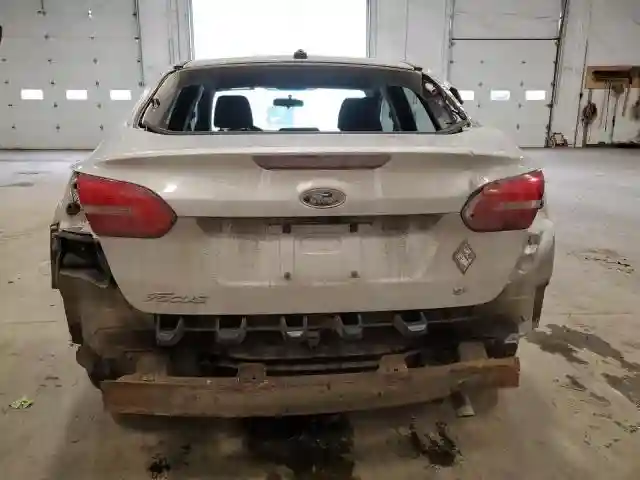 1FADP3F24JL315154 2018 FORD FOCUS-5