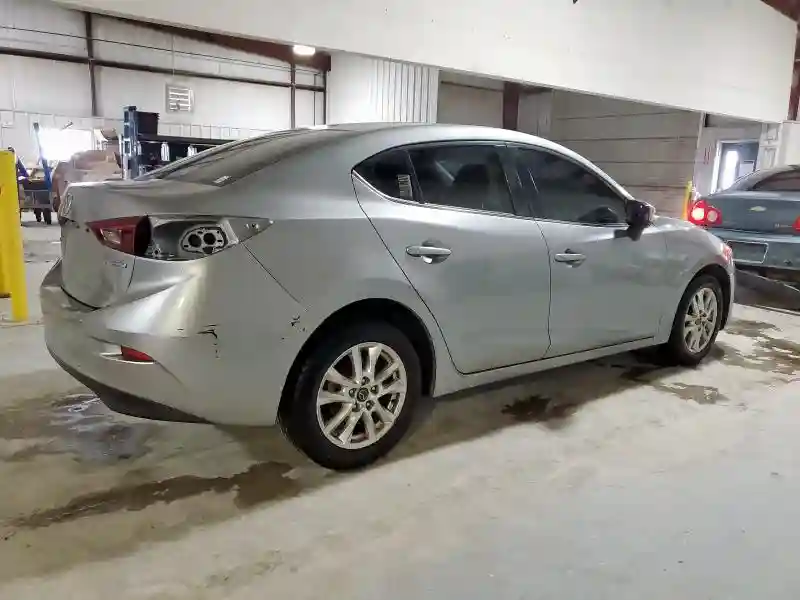 JM1BM1U74G1335504 2016 MAZDA 3-2