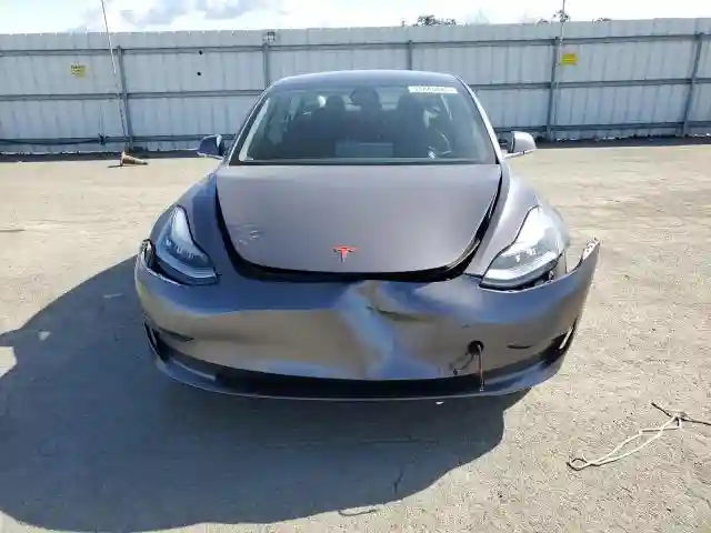 5YJ3E1EA0KF419721 2019 TESLA MODEL 3-4