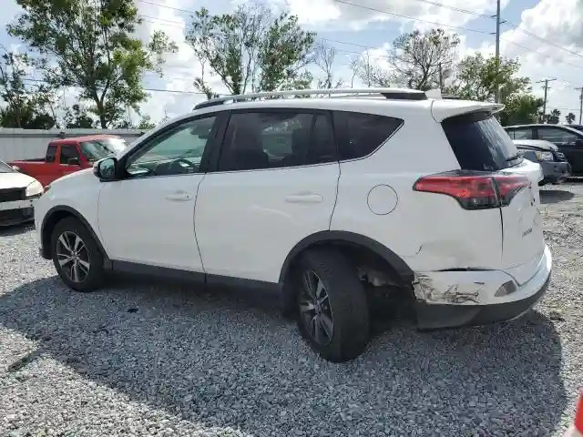 2T3RFREV1JW843426 2018 TOYOTA RAV4-1