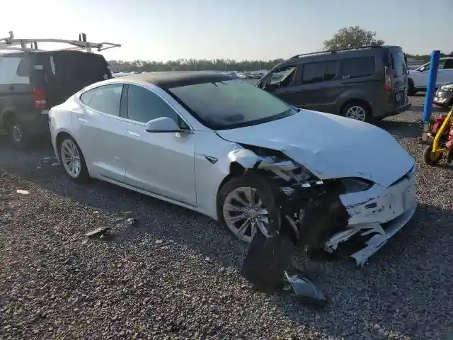5YJSA1E23KF305194 2019 TESLA MODEL S-3