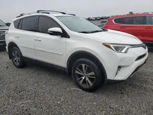 JTMWFREV3JJ746262 2018 TOYOTA RAV4-3