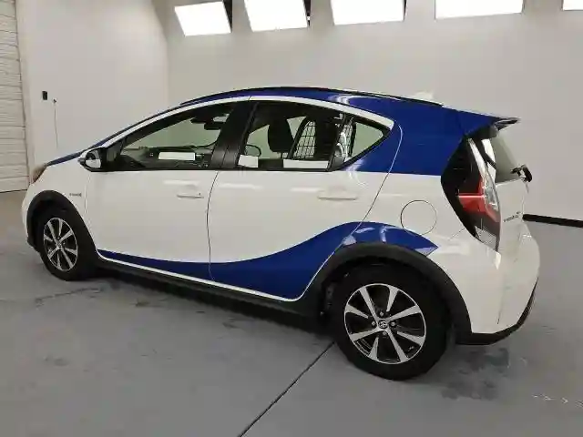 JTDKDTB34J1617239 2018 TOYOTA PRIUS-1