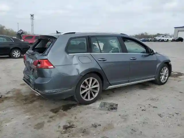 3VWH17AU3HM530771 2017 VOLKSWAGEN GOLF-2