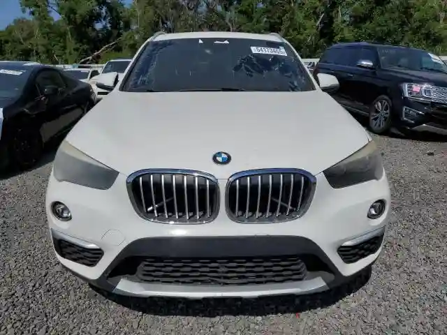 WBXHU7C32J5L07666 2018 BMW X1-4