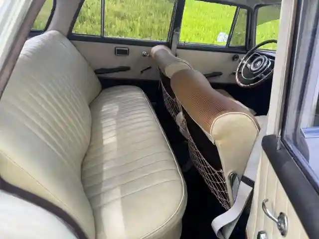 11001010128 1965 MERCEDES-BENZ 190-CLASS-5