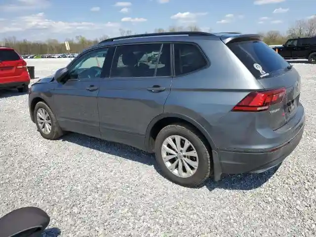 3VV0B7AX0JM111971 2018 VOLKSWAGEN TIGUAN-1