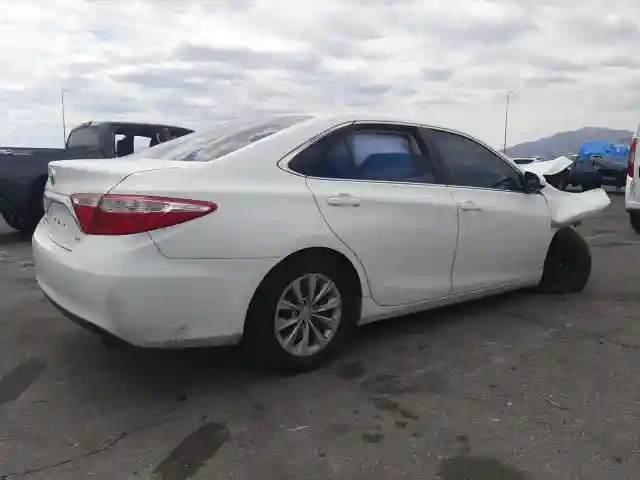 4T4BF1FKXFR485076 2015 TOYOTA CAMRY-2
