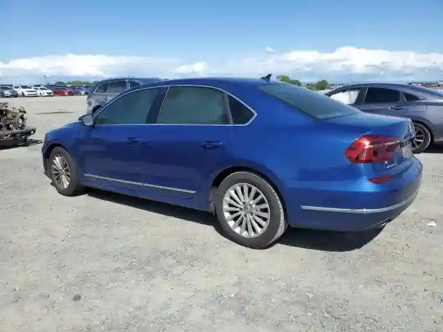 1VWBT7A35HC024531 2017 VOLKSWAGEN PASSAT-1