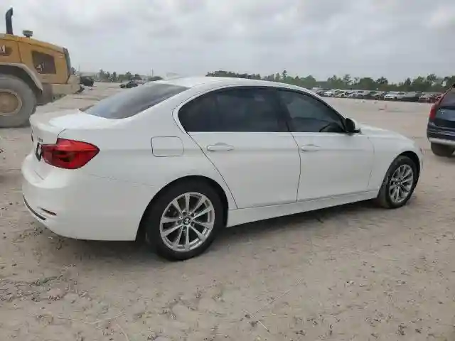 WBA8B9G51JNU57274 2018 BMW 3 SERIES-2