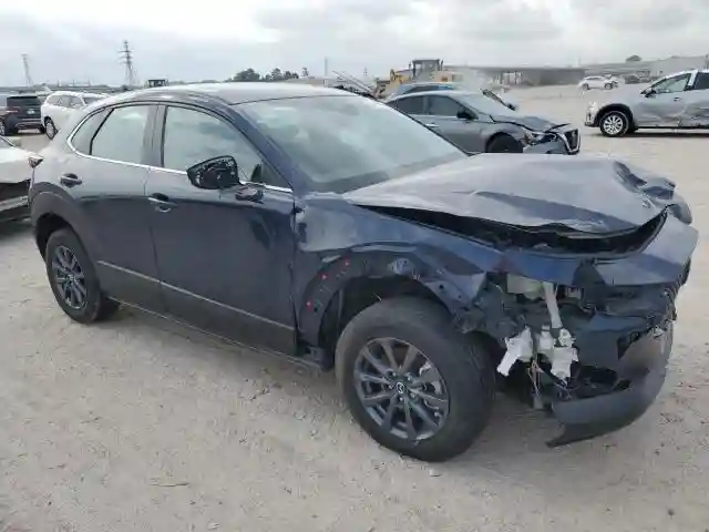 3MVDMBAM2RM675084 2024 MAZDA CX30-3