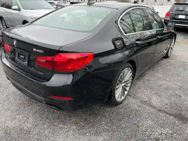 WBAJE7C36HG890783 2017 BMW 5 SERIES-3