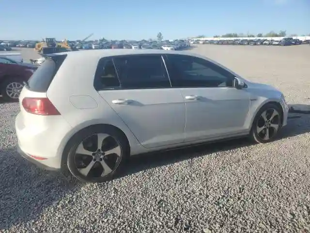 3VW447AU4GM057581 2016 VOLKSWAGEN GTI-2