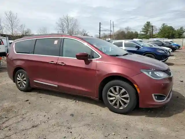 2C4RC1BG2HR613043 2017 CHRYSLER PACIFICA-3