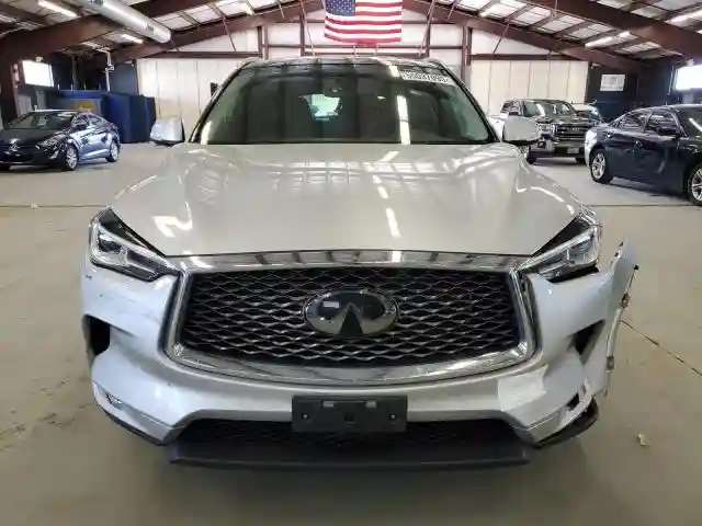 3PCAJ5M3XKF128379 2019 INFINITI QX50-4