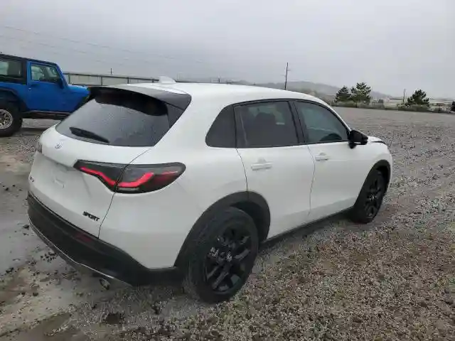 3CZRZ2H53RM757407 2024 HONDA HR-V-2