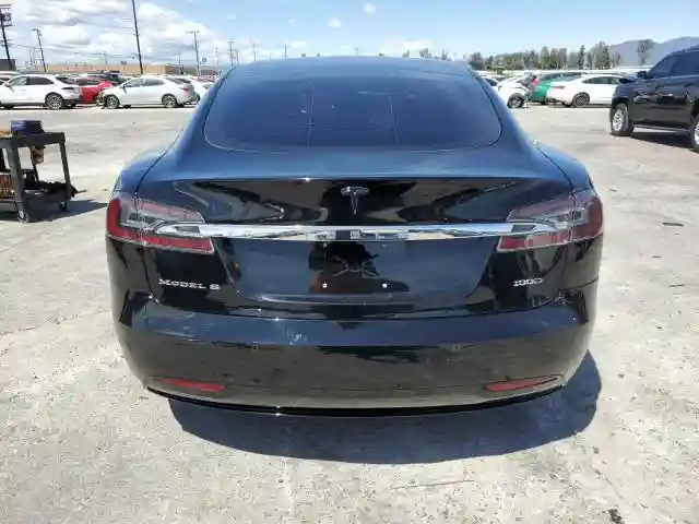 5YJSA1E20JF297179 2018 TESLA MODEL S-5