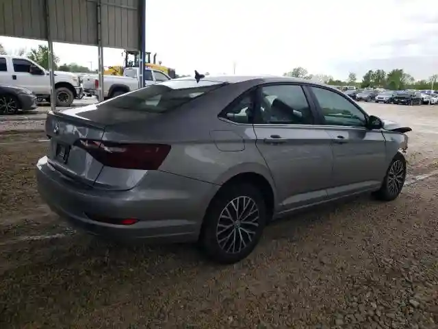 3VWC57BU0MM017999 2021 VOLKSWAGEN JETTA-2