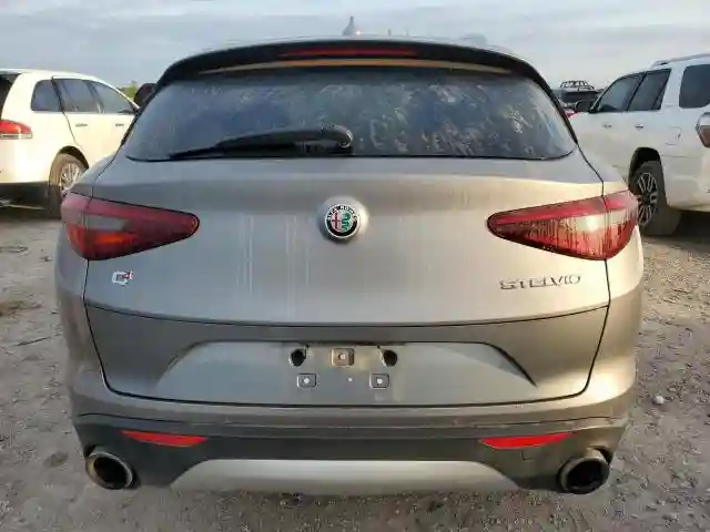 ZASFAKAN9J7B88059 2018 ALFA ROMEO STELVIO-5