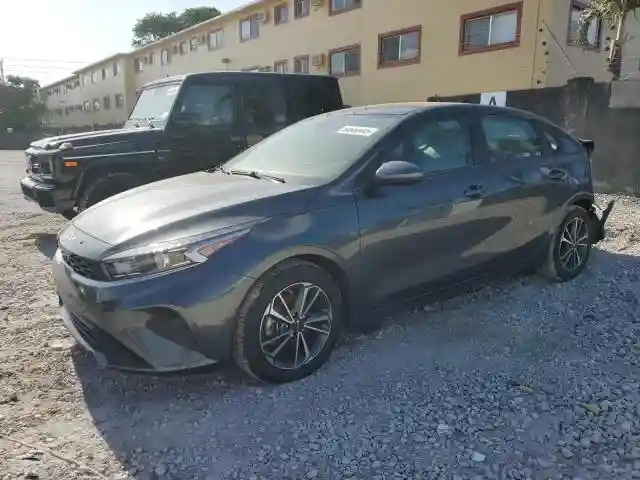3KPF24AD0NE457659 2022 KIA FORTE-0
