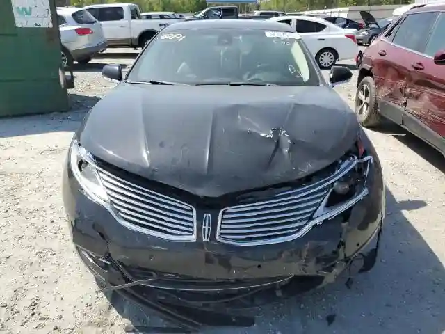 3LN6L2JK2GR629620 2016 LINCOLN MKZ-4