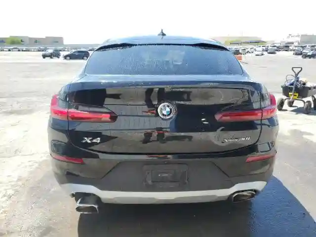 5UX33DT05R9V80084 2024 BMW X4-5