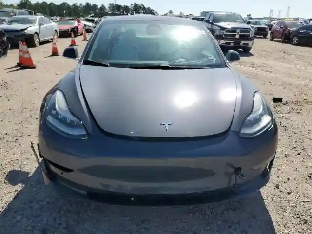 5YJ3E1EA0KF312054 2019 TESLA MODEL 3-4