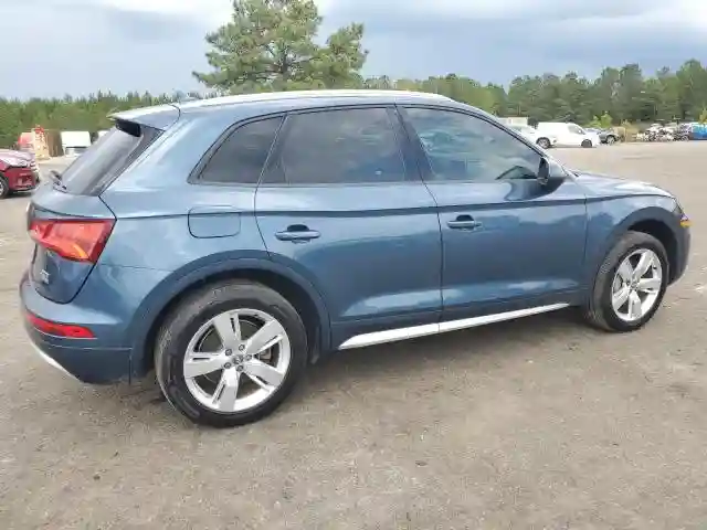 WA1ANAFY2J2014703 2018 AUDI Q5-2