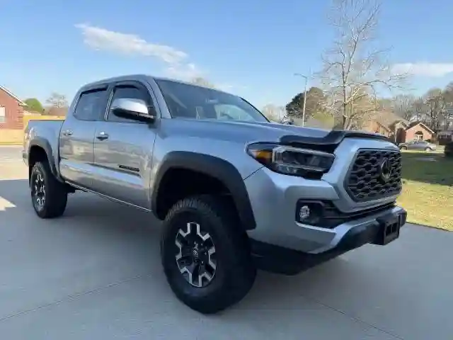 3TMCZ5AN7NM463915 2022 TOYOTA TACOMA-1