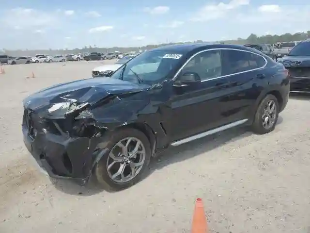 5UX33DT03R9U08801 2024 BMW X4-0