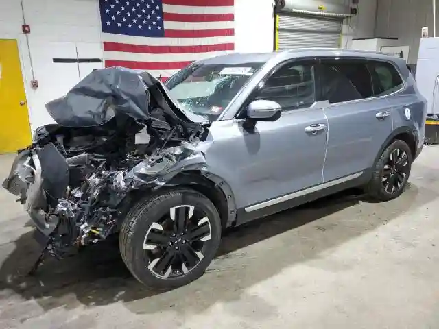 5XYP5DGC3PG358804 2023 KIA TELLURIDE-0