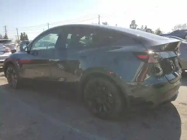 7SAYGDED7RF056973 2024 TESLA MODEL Y-1