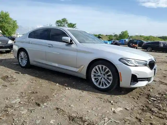 WBA13BJ01MWW99810 2021 BMW 5 SERIES-3