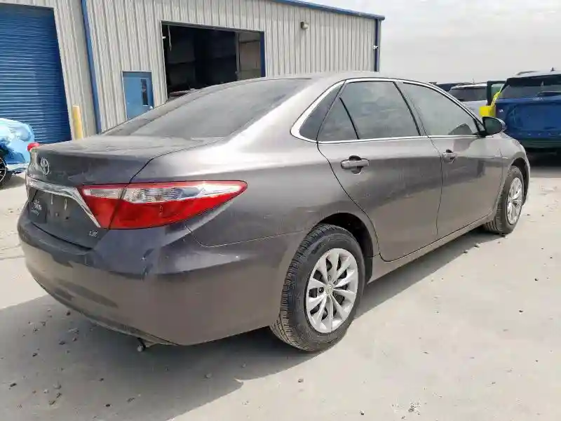 4T1BF1FK7GU569724 2016 TOYOTA CAMRY-2