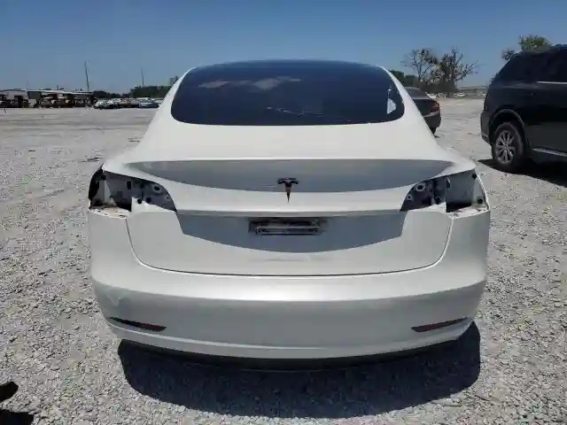 5YJ3E1EA1MF031934 2021 TESLA MODEL 3-5